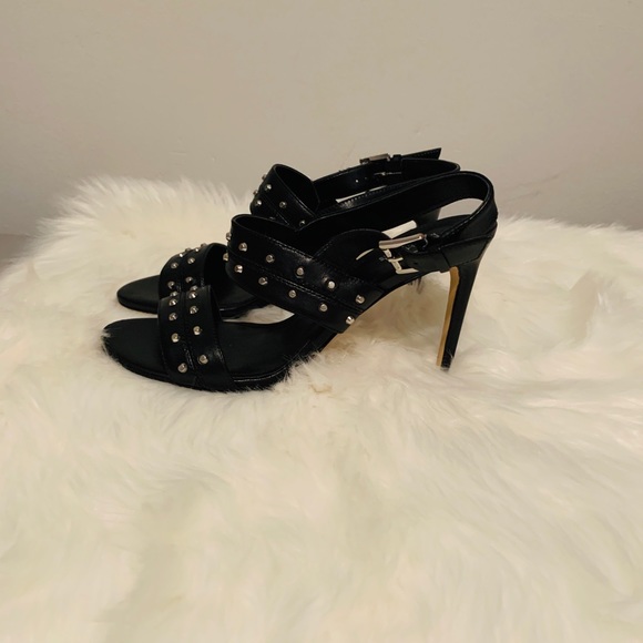 Michael Kors brand new Sandal - Picture 3 of 13